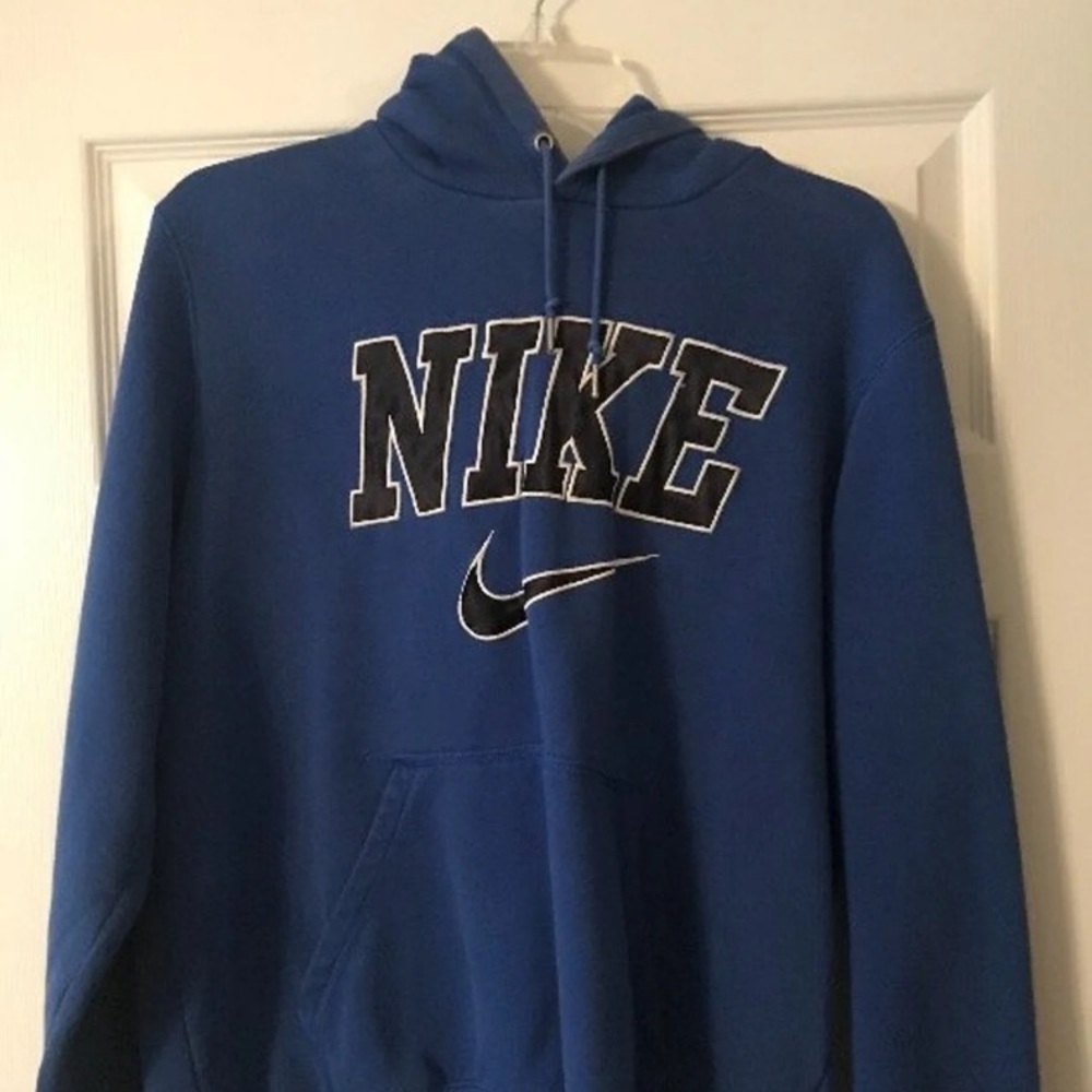 Medium blue nike sweatshirt